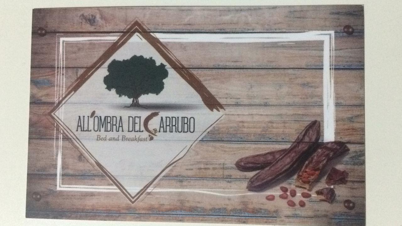 All'Ombra Del Carrubo - Метапонто Екстериор снимка